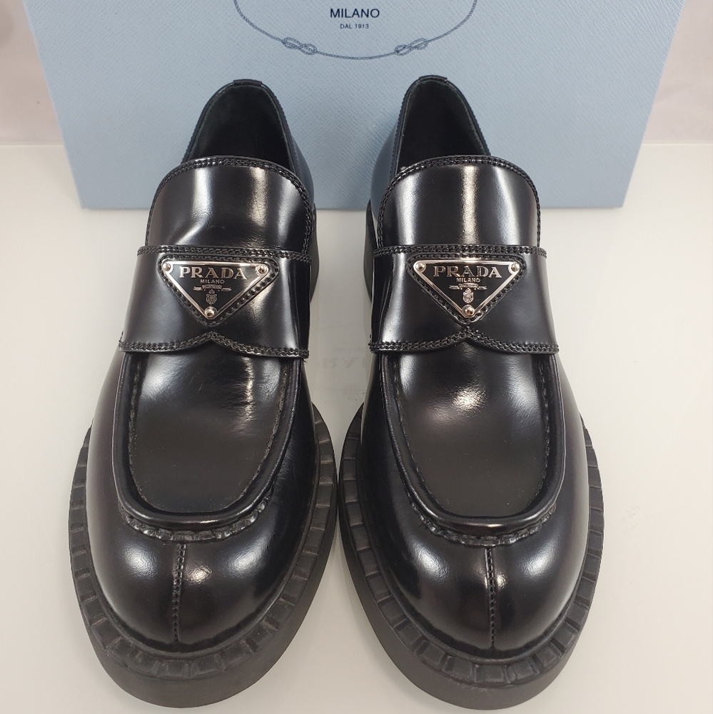 Prada Black Patent Leather Loafers with Logo Plaque